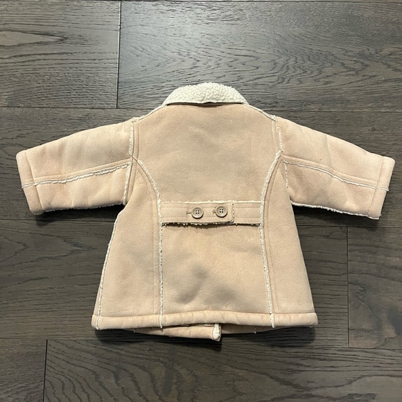 Baby gap suede baby coat 3-6M EUC retail $125 - Picture 3 of 4
